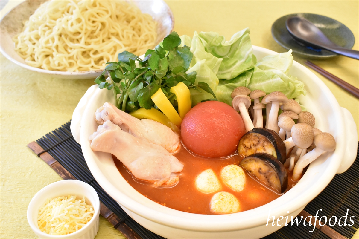 〆のラーメンが美味しい！トマ味噌チーズ鍋