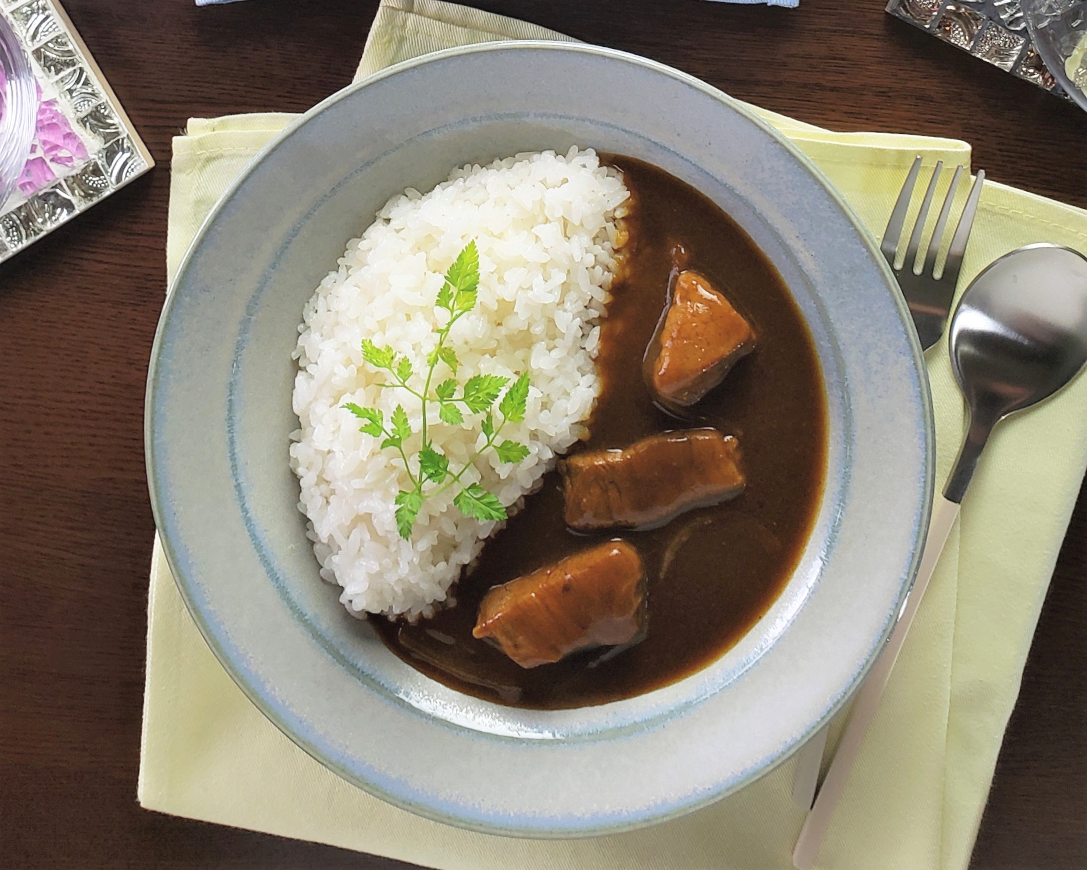 スパイスの香り華やぐビーフカリー