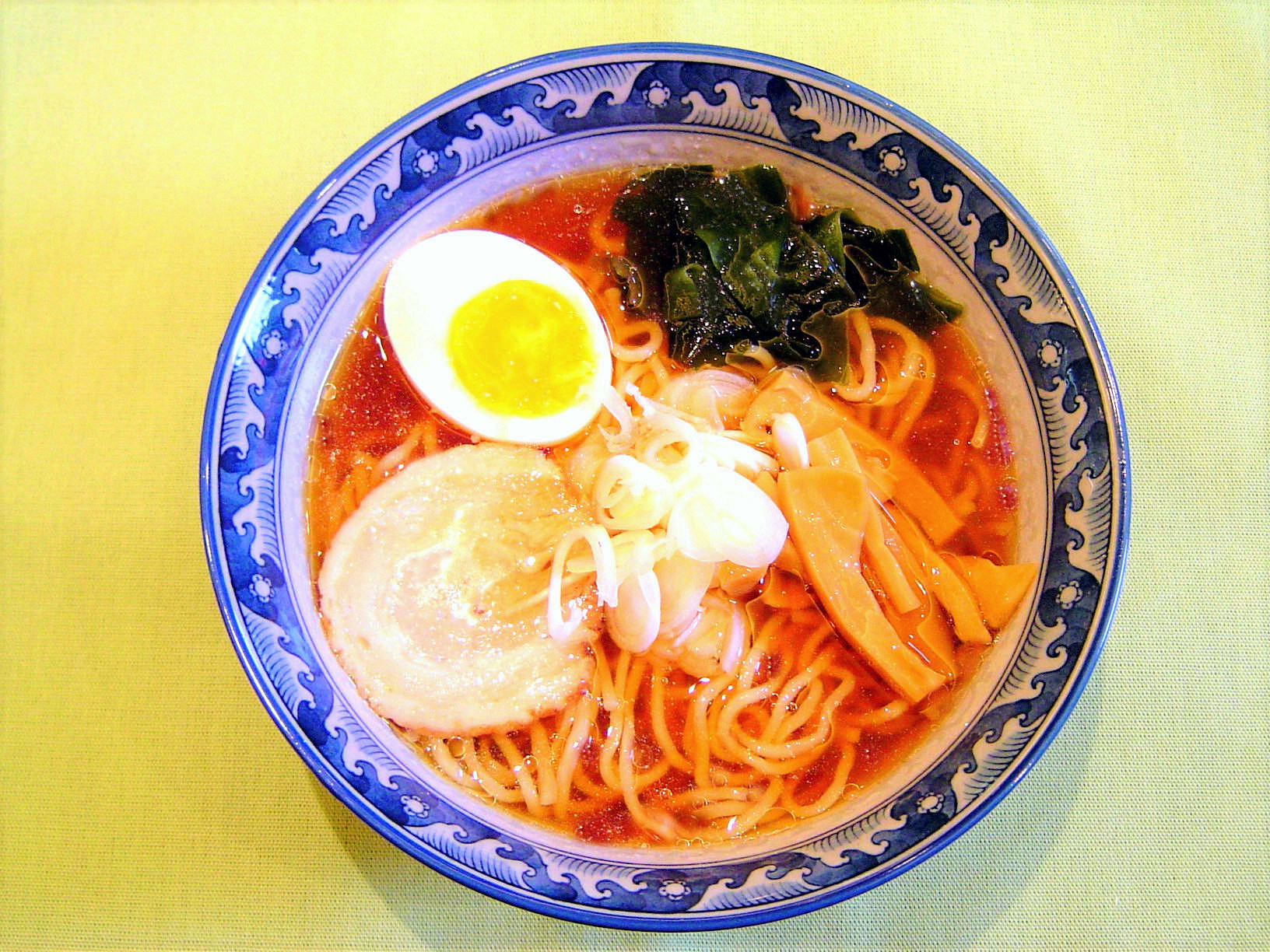 醤油ラーメン（赤ラベル）