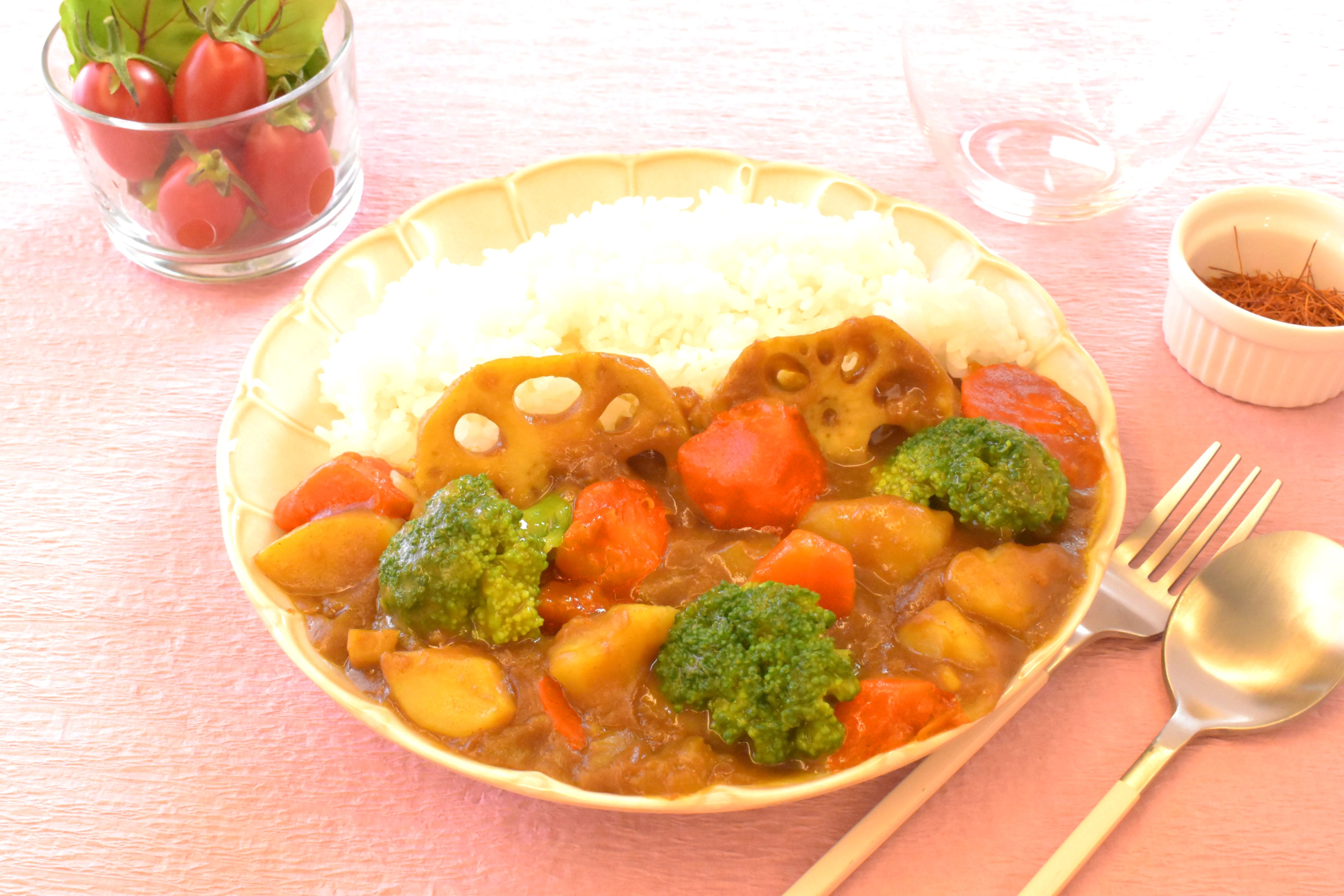 プラントベース　やさいたっぷりカレー